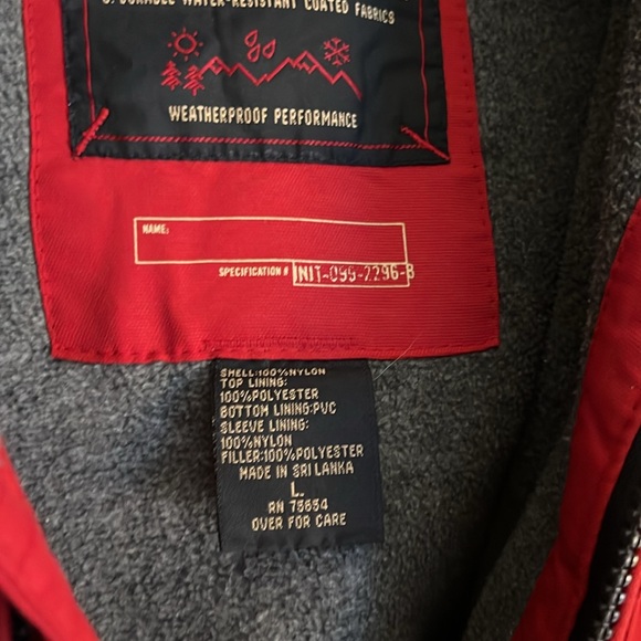 1 hour sale. Abercrombie & Fitch, mens ski jacket, large, red - Picture 5 of 9